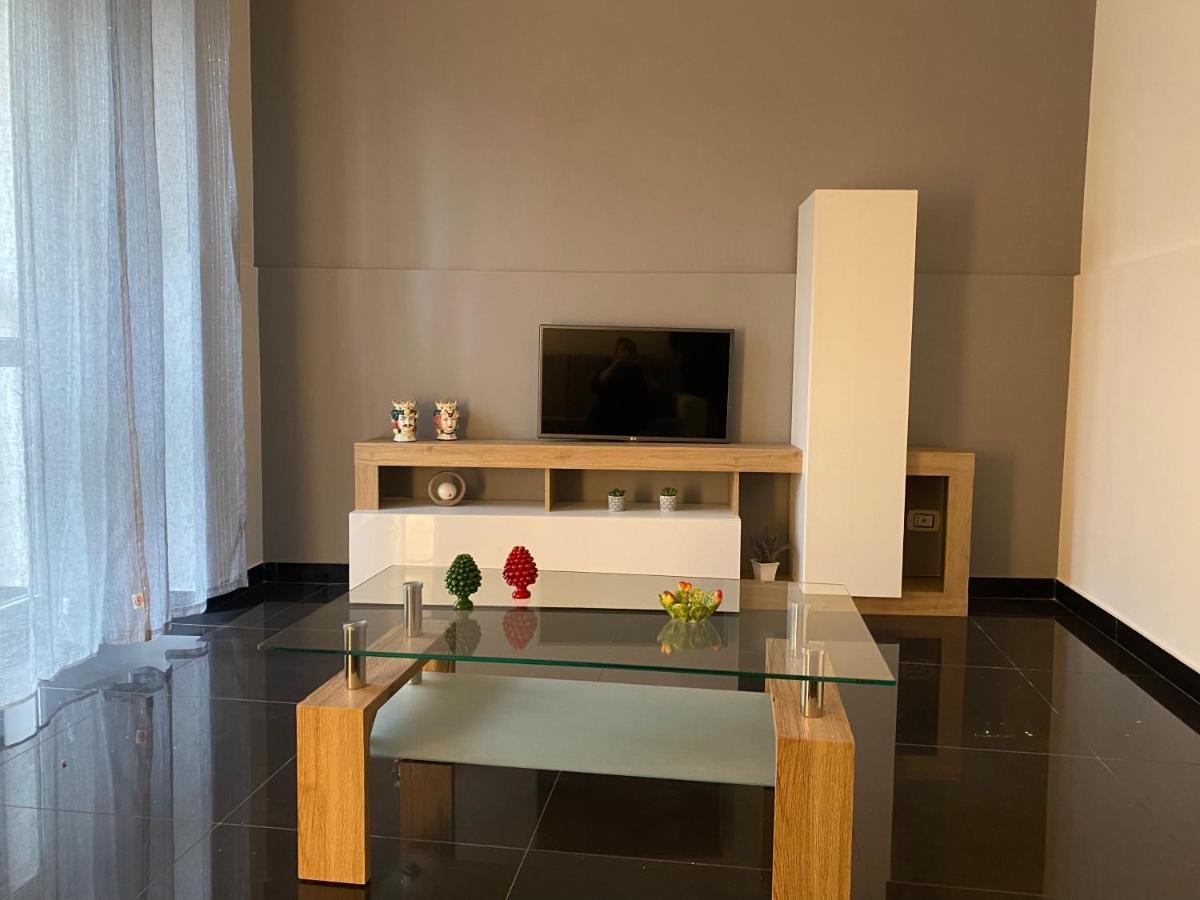カターニアCasa Pirandello 12アパートメント エクステリア 写真